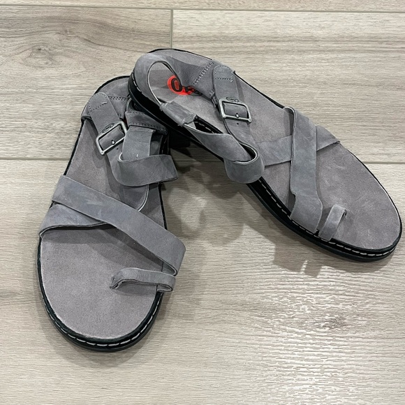 Womens Chaco Grey Wayfarer Loop Sandals Size 10 Strappy Leather - Picture 1 of 5
